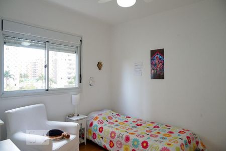 Apartamento à venda com 175m², 3 quartos e 2 vagas Apartamento à venda com 175m², 3 quartos e 2 vagasQuarto 3