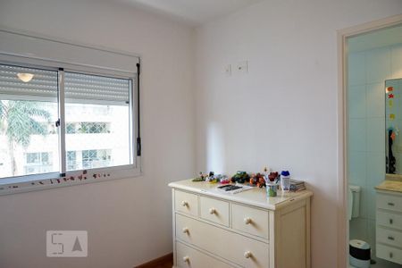 Apartamento à venda com 175m², 3 quartos e 2 vagas Apartamento à venda com 175m², 3 quartos e 2 vagasSuíte 2