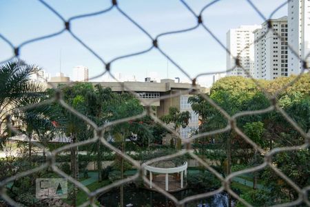 Apartamento à venda com 175m², 3 quartos e 2 vagas Apartamento à venda com 175m², 3 quartos e 2 vagasVista