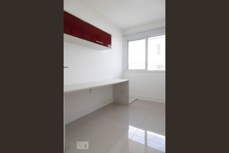 Apartamento à venda com 74m², 2 quartos e 2 vagasQuarto 