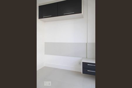 Apartamento à venda com 74m², 2 quartos e 2 vagasSuíte