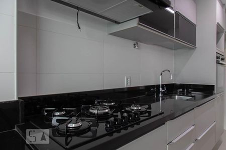 Apartamento à venda com 74m², 2 quartos e 2 vagasCozinha 