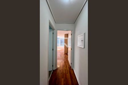 Entrada de apartamento à venda com 3 quartos, 94m² em Pinheiros, São Paulo