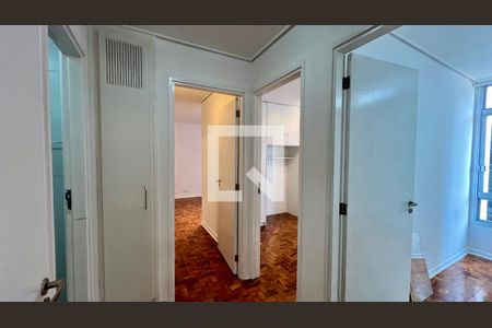 Corredor de apartamento à venda com 3 quartos, 94m² em Pinheiros, São Paulo