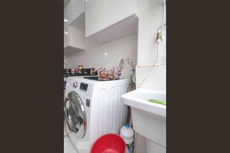 Apartamento à venda com 46m², 2 quartos e 1 vaga Apartamento à venda com 46m², 2 quartos e 1 vagaÁrea de Serviço