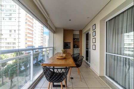 Apartamento para alugar com 135m², 4 quartos e 2 vagas Apartamento para alugar com 135m², 4 quartos e 2 vagasVaranda gourmet