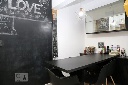 Apartamento à venda com 256m², 4 quartos e 5 vagasCozinha