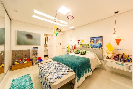 Casa à venda com 332m², 3 quartos e 4 vagasSuíte 2