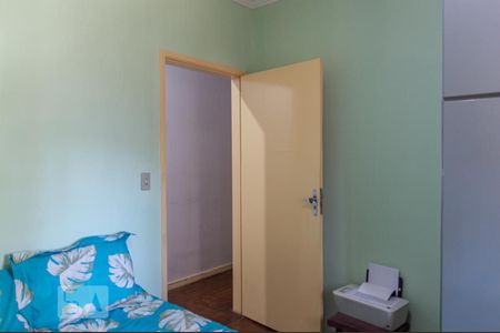 Casa à venda com 225m², 3 quartos e 2 vagas Casa à venda com 225m², 3 quartos e 2 vagasQuarto 2