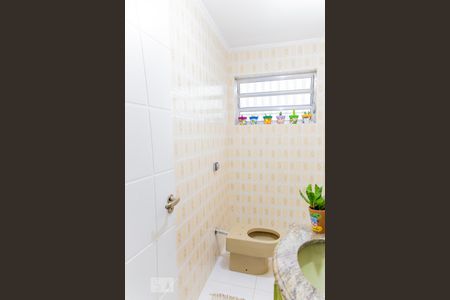 Casa à venda com 178m², 3 quartos e 2 vagas Casa à venda com 178m², 3 quartos e 2 vagasLavabo