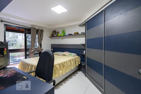 Apartamento à venda com 211m², 4 quartos e 3 vagasQuarto 1