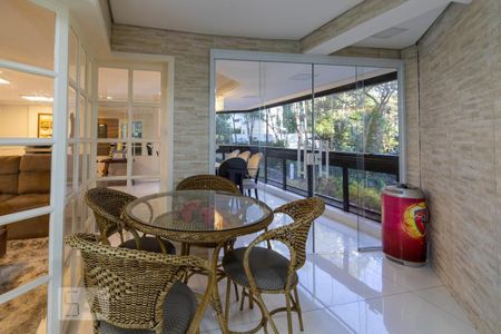 Apartamento à venda com 211m², 4 quartos e 3 vagasEspaço Gourmet