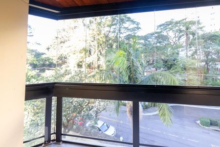 Apartamento à venda com 211m², 4 quartos e 3 vagasSacada Quarto 1