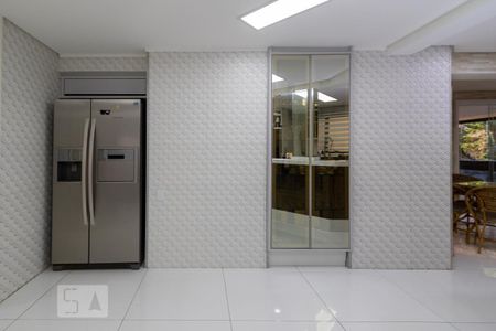 Apartamento à venda com 211m², 4 quartos e 3 vagasCozinha