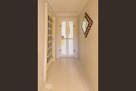 Apartamento à venda com 211m², 4 quartos e 3 vagasCorredor