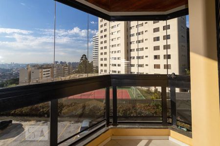 Apartamento à venda com 211m², 4 quartos e 3 vagasSacada Suíte master