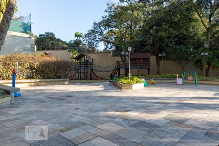 Apartamento à venda com 211m², 4 quartos e 3 vagasÁrea Comum - Playground