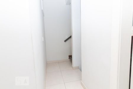 Casa à venda com 258m², 4 quartos e 2 vagas Casa à venda com 258m², 4 quartos e 2 vagasCorredor