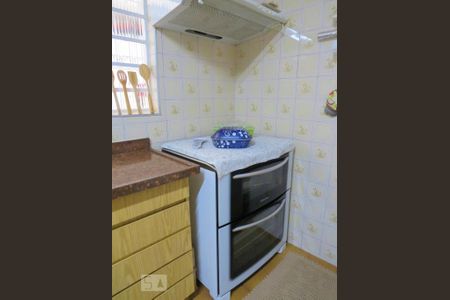 Casa à venda com 142m², 4 quartos e 2 vagas Casa à venda com 142m², 4 quartos e 2 vagasDetalhe cozinha