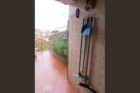 Casa à venda com 142m², 4 quartos e 2 vagas Casa à venda com 142m², 4 quartos e 2 vagasDetalhe da area de serviço