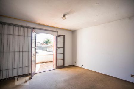 Casa à venda com 200m², 2 quartos e 2 vagas Casa à venda com 200m², 2 quartos e 2 vagasQuarto 1