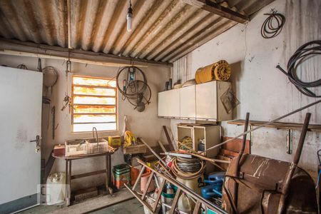 Casa à venda com 200m², 2 quartos e 2 vagas Casa à venda com 200m², 2 quartos e 2 vagasQuarto de Serviço 2