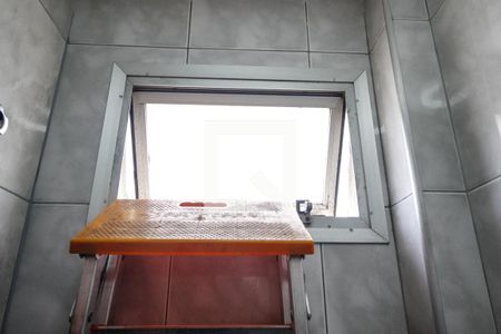Apartamento à venda com 120m², 3 quartos e 2 vagas Apartamento à venda com 120m², 3 quartos e 2 vagasBanheiro de serviço