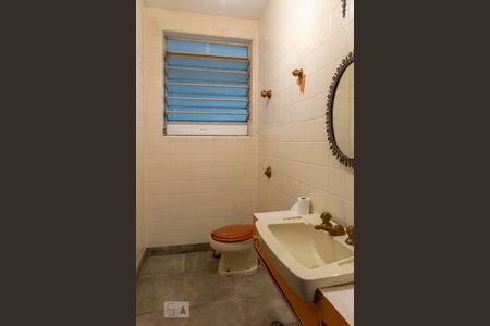 Casa para alugar com 750m², 7 quartos e 6 vagas Casa para alugar com 750m², 7 quartos e 6 vagasLavabo