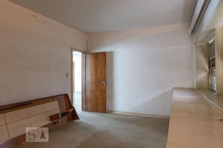 Casa para alugar com 750m², 7 quartos e 6 vagas Casa para alugar com 750m², 7 quartos e 6 vagasSuíte 2