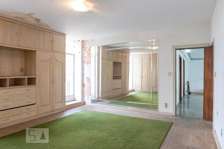 Casa para alugar com 750m², 7 quartos e 6 vagas Casa para alugar com 750m², 7 quartos e 6 vagasSuíte 3