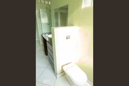 Casa para alugar com 750m², 7 quartos e 6 vagas Casa para alugar com 750m², 7 quartos e 6 vagasBanheiro (conjugado) Suíte 3