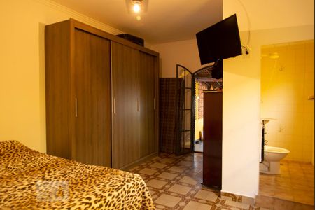 Casa à venda com 110m², 3 quartos e 2 vagas Casa à venda com 110m², 3 quartos e 2 vagasCloset do quarto 2