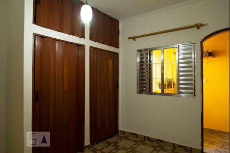 Casa à venda com 110m², 3 quartos e 2 vagas Casa à venda com 110m², 3 quartos e 2 vagasEscritório