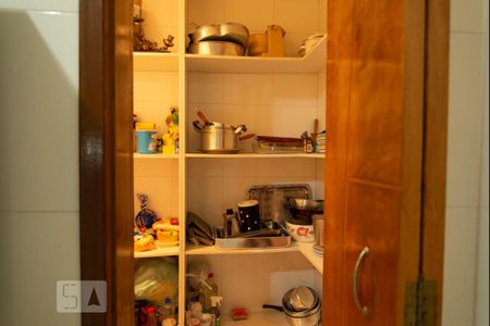 Casa à venda com 110m², 3 quartos e 2 vagas Casa à venda com 110m², 3 quartos e 2 vagasDispensa