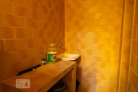 Casa à venda com 110m², 3 quartos e 2 vagas Casa à venda com 110m², 3 quartos e 2 vagasLavanderia 2