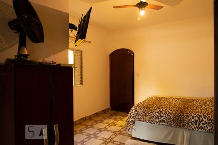 Casa à venda com 110m², 3 quartos e 2 vagas Casa à venda com 110m², 3 quartos e 2 vagasQuarto 2