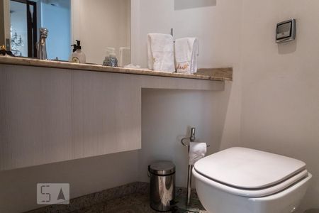 Apartamento à venda com 140m², 2 quartos e 2 vagas Apartamento à venda com 140m², 2 quartos e 2 vagasLavabo