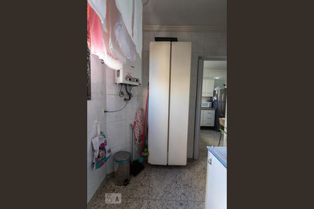 Apartamento à venda com 140m², 2 quartos e 2 vagas Apartamento à venda com 140m², 2 quartos e 2 vagasÁrea de Serviço