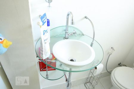 Apartamento à venda com 73m², 3 quartos e 2 vagasBanheiro Quarto 1 - Suíte