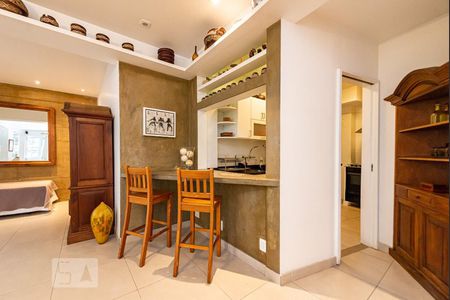 Apartamento à venda com 140m², 3 quartos e 1 vagaSala