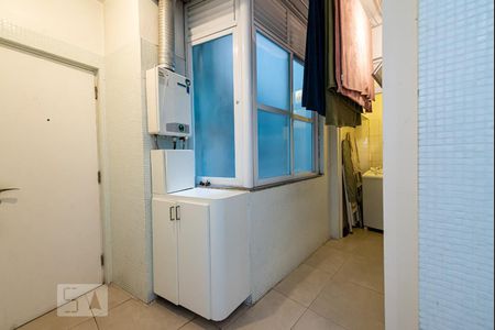 Apartamento à venda com 140m², 3 quartos e 1 vagaÁrea de Serviço