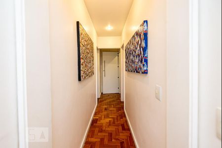 Apartamento à venda com 140m², 3 quartos e 1 vagaCorredor