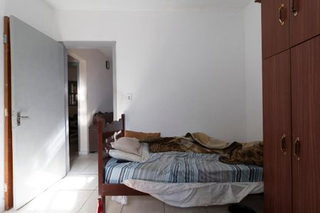 Casa à venda com 220m², 2 quartos e 2 vagasCasa 2 - Quarto 1