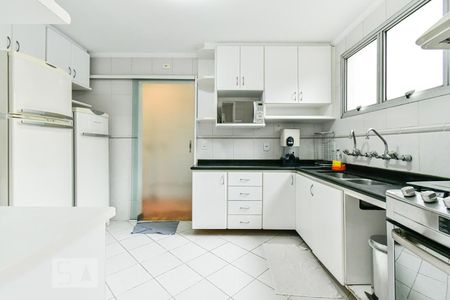 Apartamento à venda com 135m², 4 quartos e 1 vagaCozinha