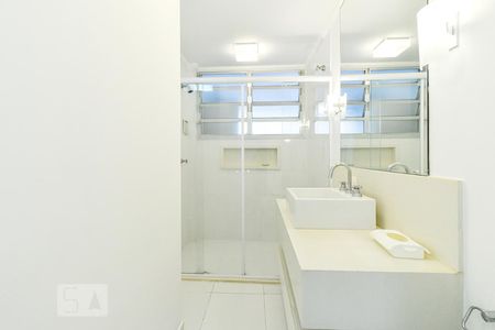 Apartamento à venda com 135m², 4 quartos e 1 vagaBanheiro 2
