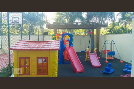 Apartamento à venda com 75m², 3 quartos e 1 vaga Apartamento à venda com 75m², 3 quartos e 1 vagaÁrea Comum - Playground