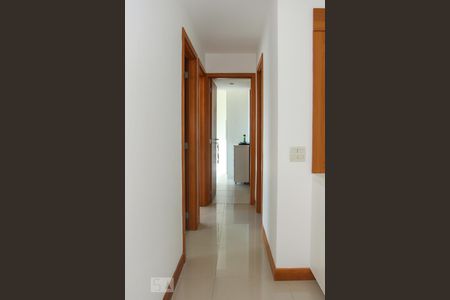 Apartamento à venda com 75m², 3 quartos e 1 vaga Apartamento à venda com 75m², 3 quartos e 1 vagaCorredor