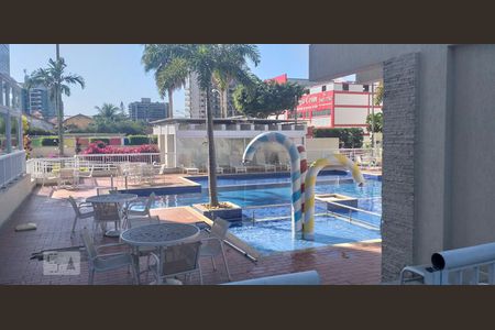 Apartamento à venda com 75m², 3 quartos e 1 vaga Apartamento à venda com 75m², 3 quartos e 1 vagaÁrea comum - Piscina