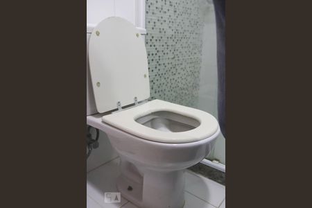 Apartamento à venda com 75m², 3 quartos e 1 vaga Apartamento à venda com 75m², 3 quartos e 1 vagaBanheiro Social