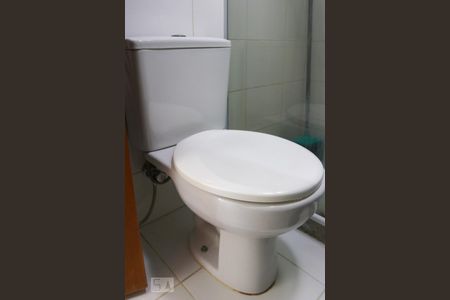 Apartamento à venda com 75m², 3 quartos e 1 vaga Apartamento à venda com 75m², 3 quartos e 1 vagaBanheiro da Suíte